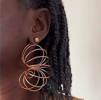 GOLDEN HALF SPIRAL EARRINGS