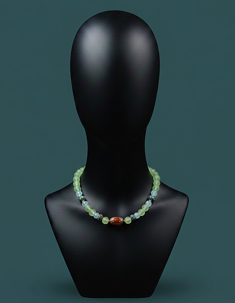 DREY BEADED NECKLACE