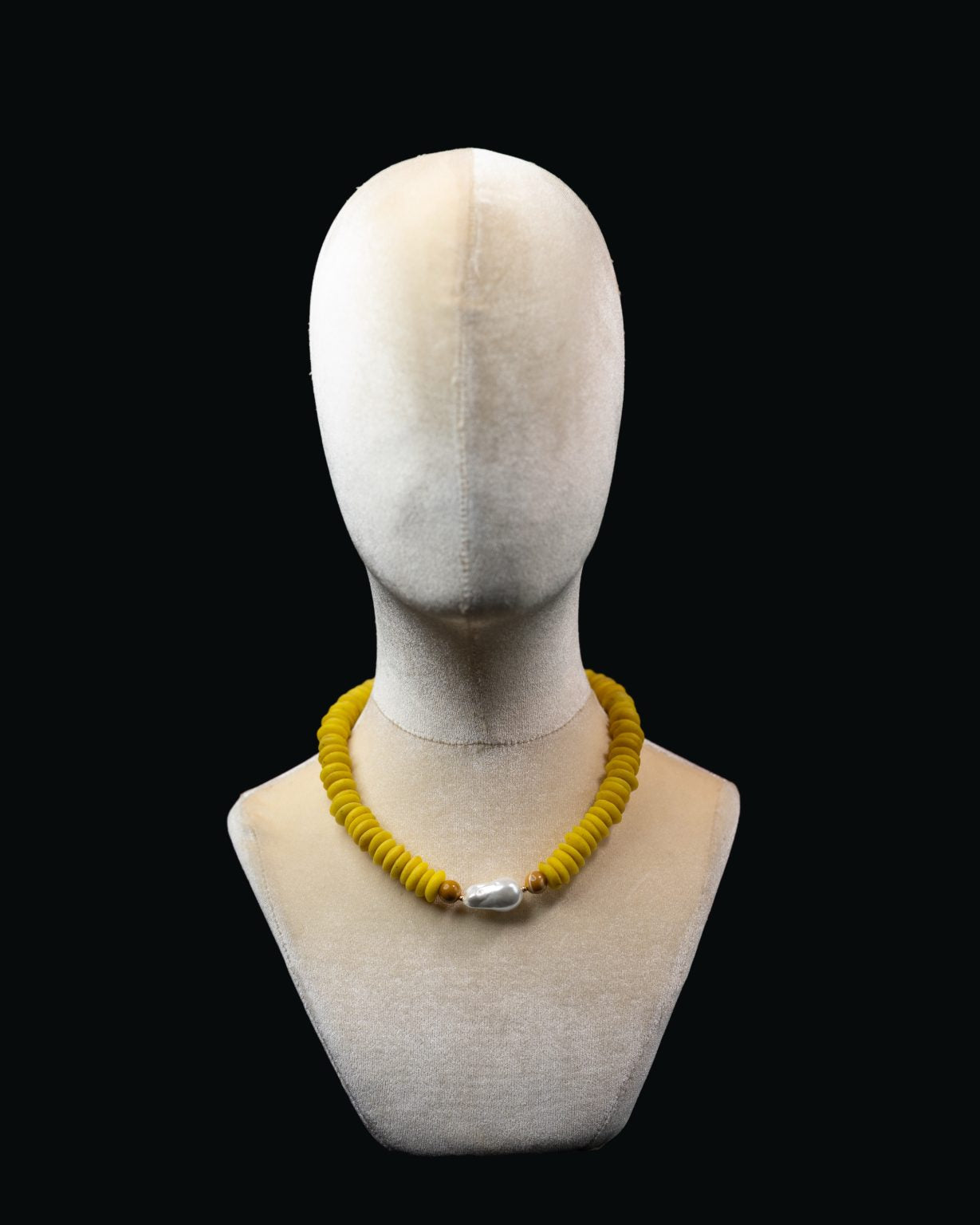 PEARL PENDANT HANDMADE BEADED NECKLACE (YELLOW)