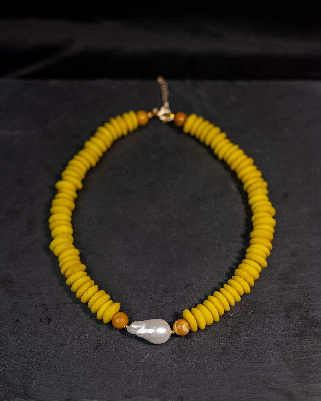 PEARL PENDANT HANDMADE BEADED NECKLACE (YELLOW)